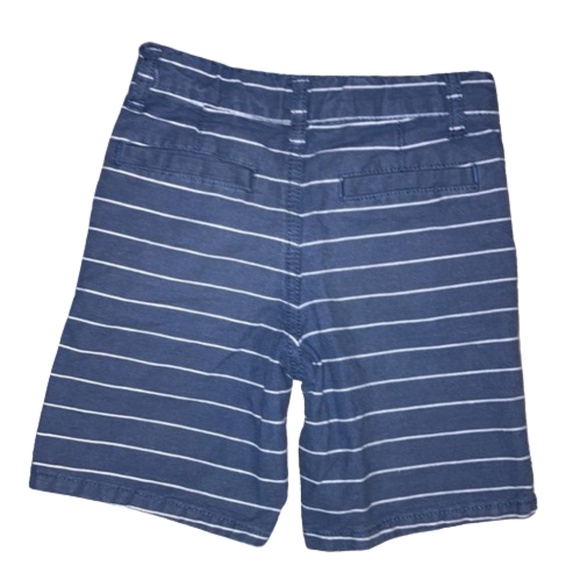 Quiksilver kids shorts blue with white horizontal  lines - Picture 7 of 7